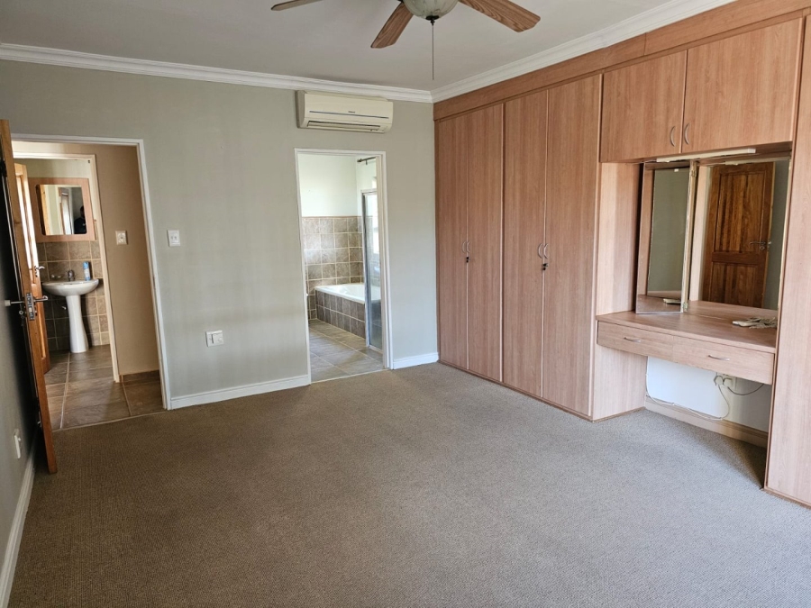 3 Bedroom Property for Sale in Woodland Hills Wildlife Estate Free State